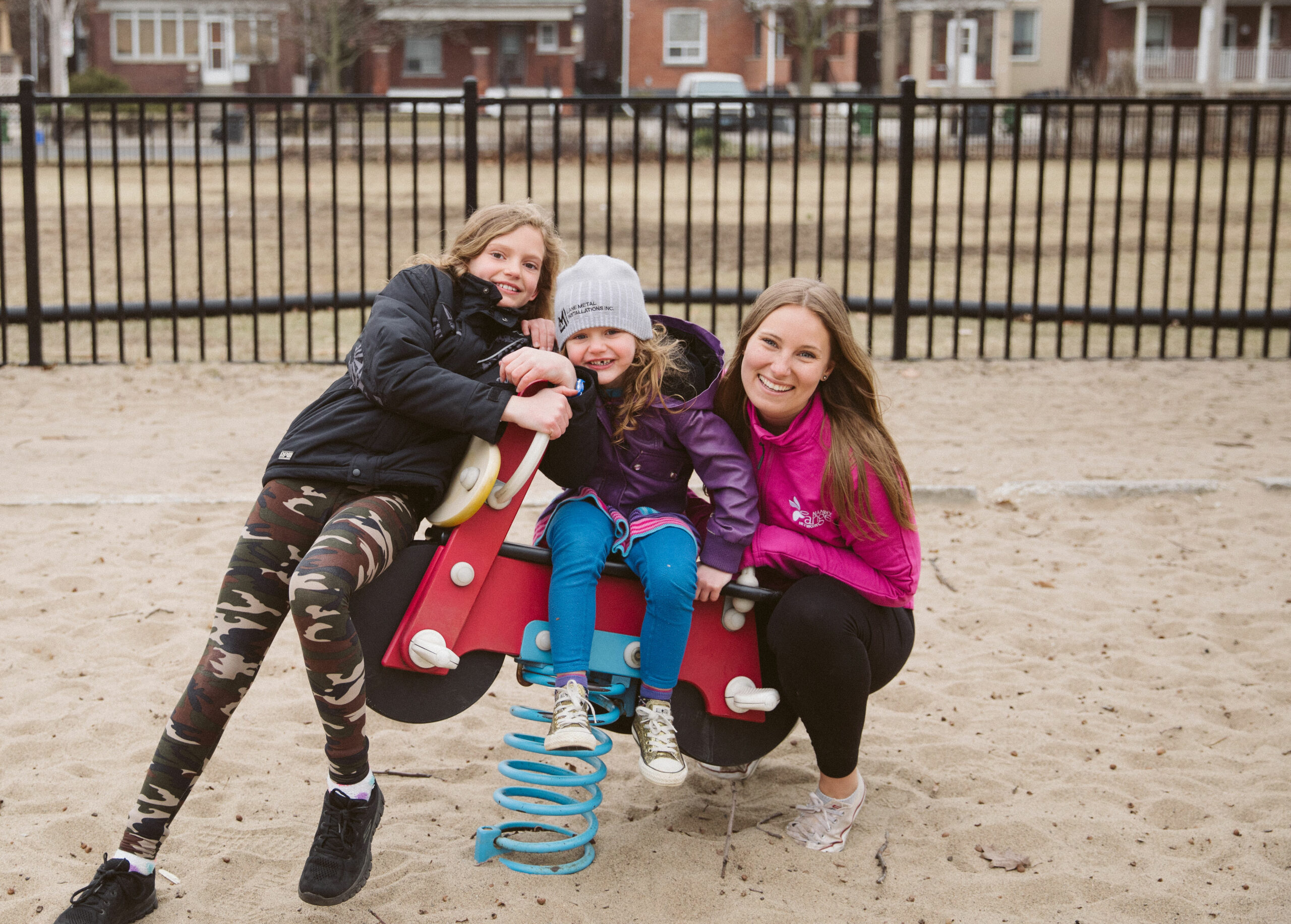 Nankind Volunteer playing with children