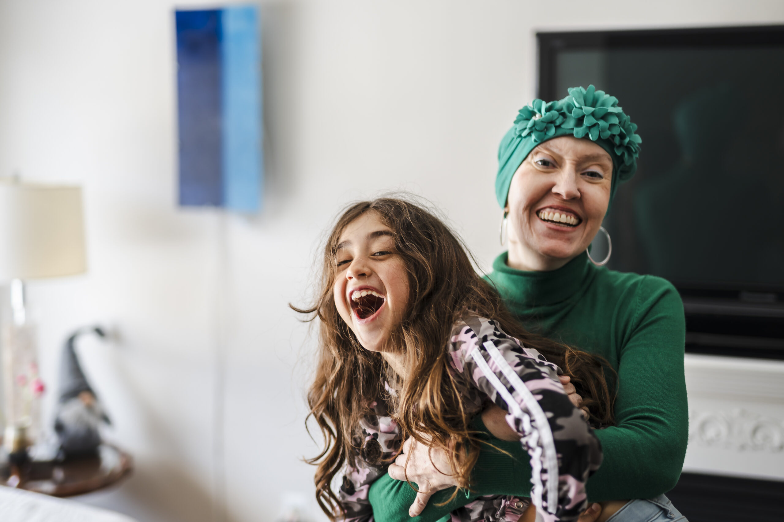 Nankind mom and her child